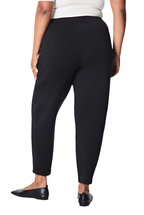 AirEssentials Barrel Leg Pant - Very Black Back - Ella Where She Shops