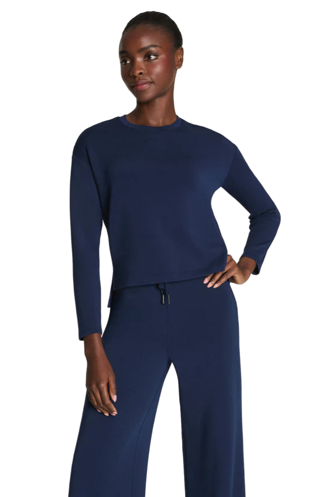 Airessentials_Long_Sleeve_Top2_ella_where_she_shops