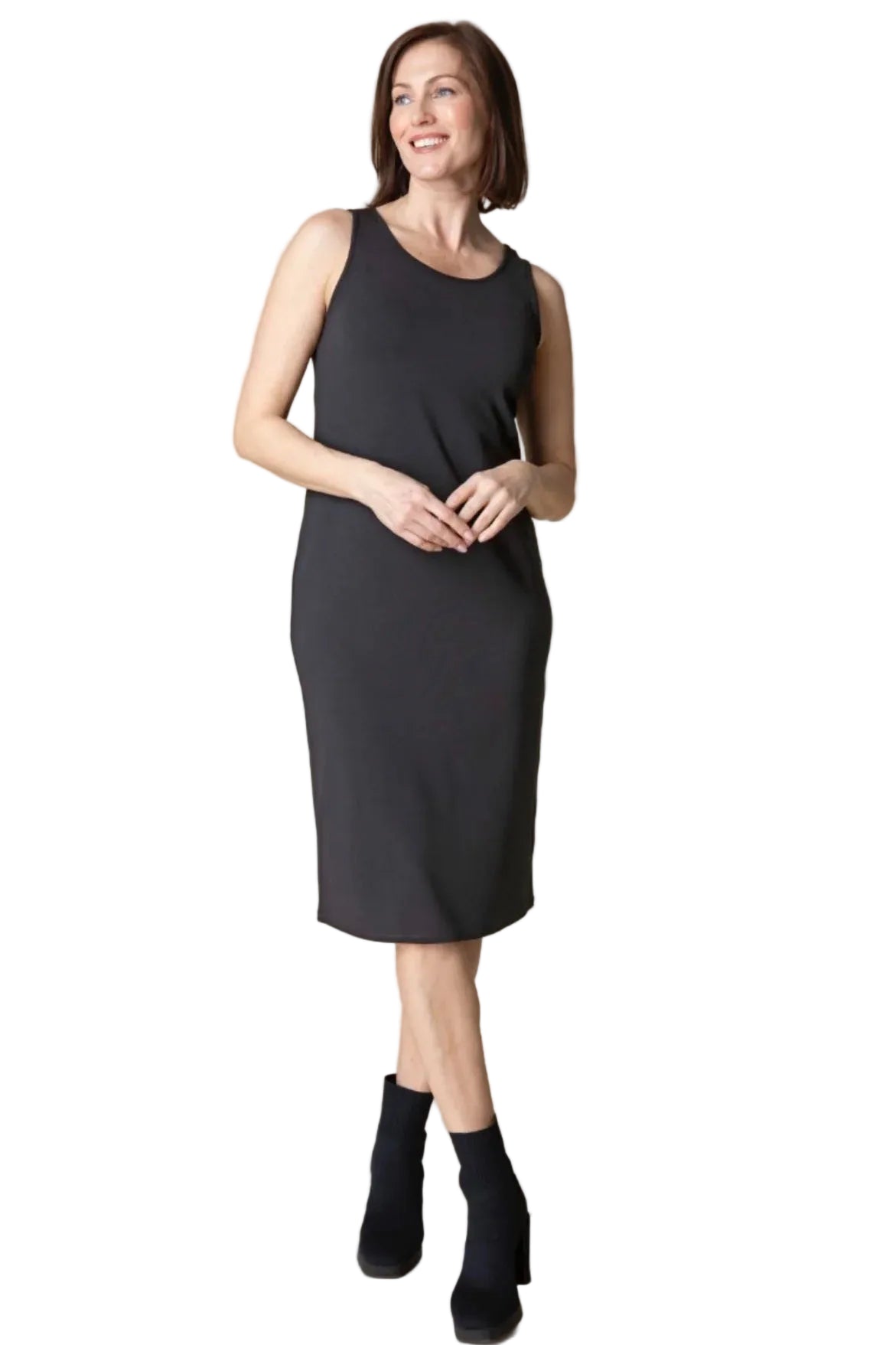 Core_Travel_Mid-length_Everything_Dress_ella_where_she_shops