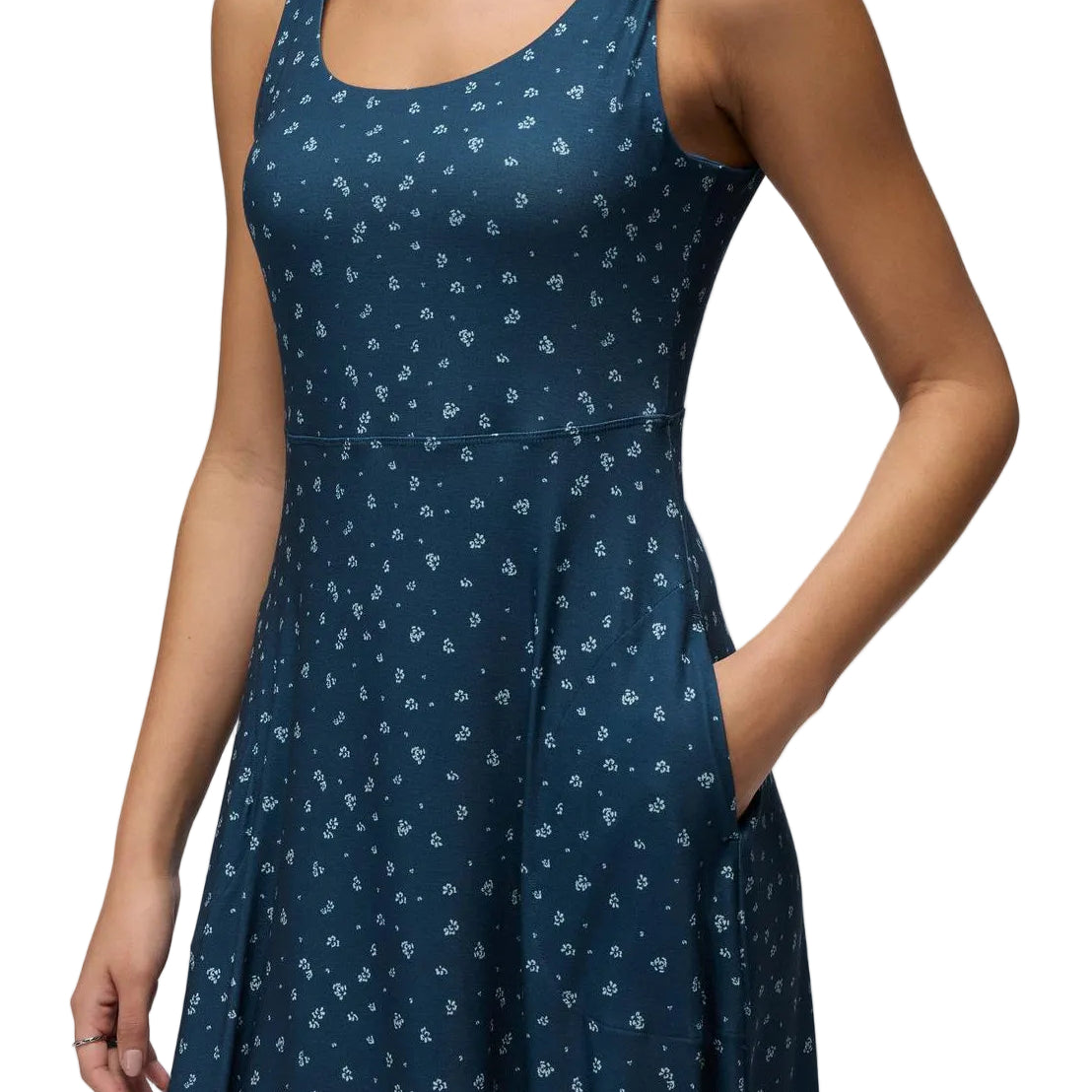 Corrinne_Maxi_Dress2_ella_where_she_shops