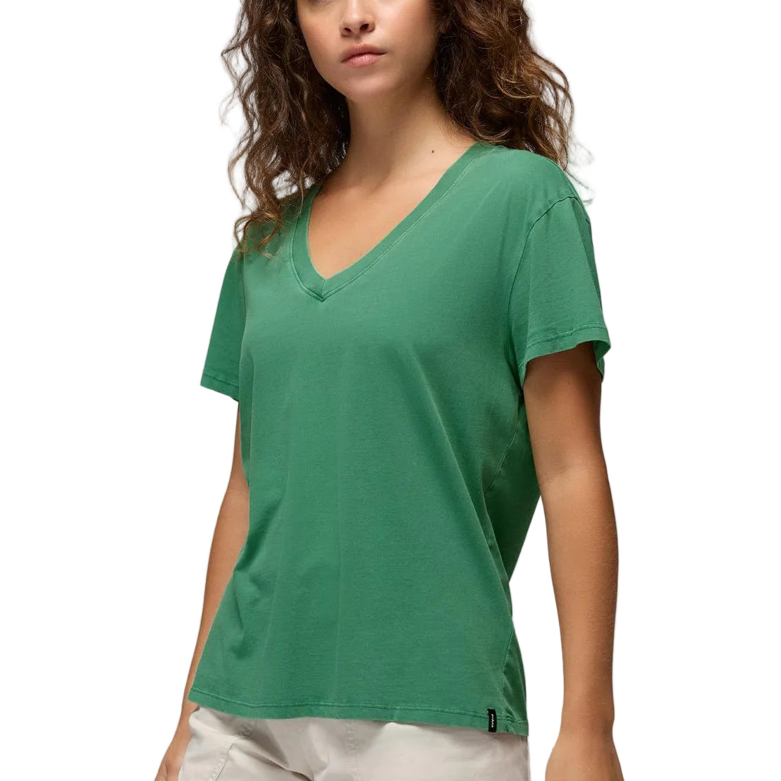 Everyday_V-neck_Tee5_ella_where_she_shops