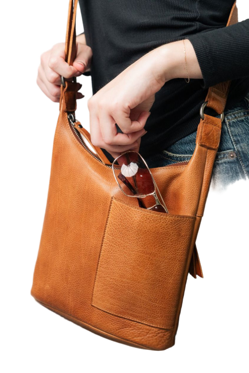 Kerry_Leather_Crossbody_ella_where_she_shops