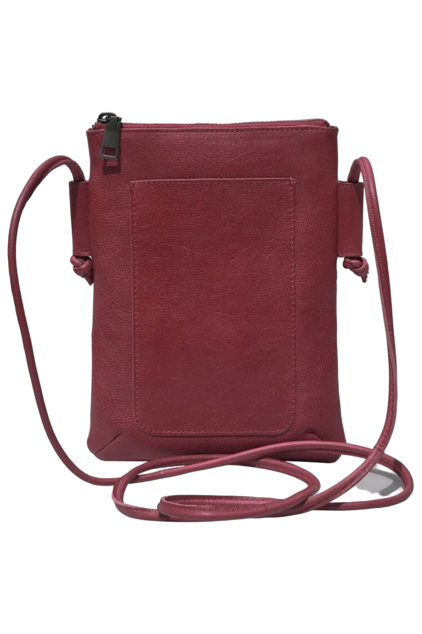 Miller_Crossbody_ella_where_she_shops