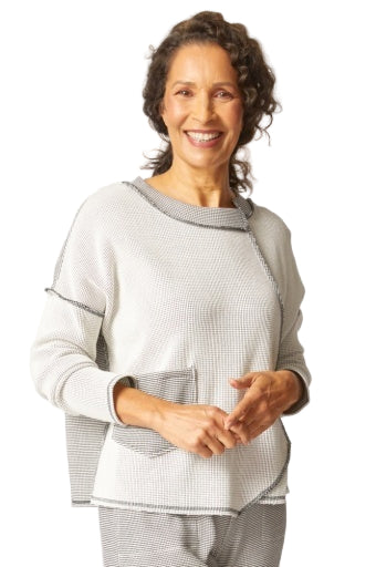 Opposites_Attract_Inside_Out_Pullover_ella_where_she_shops