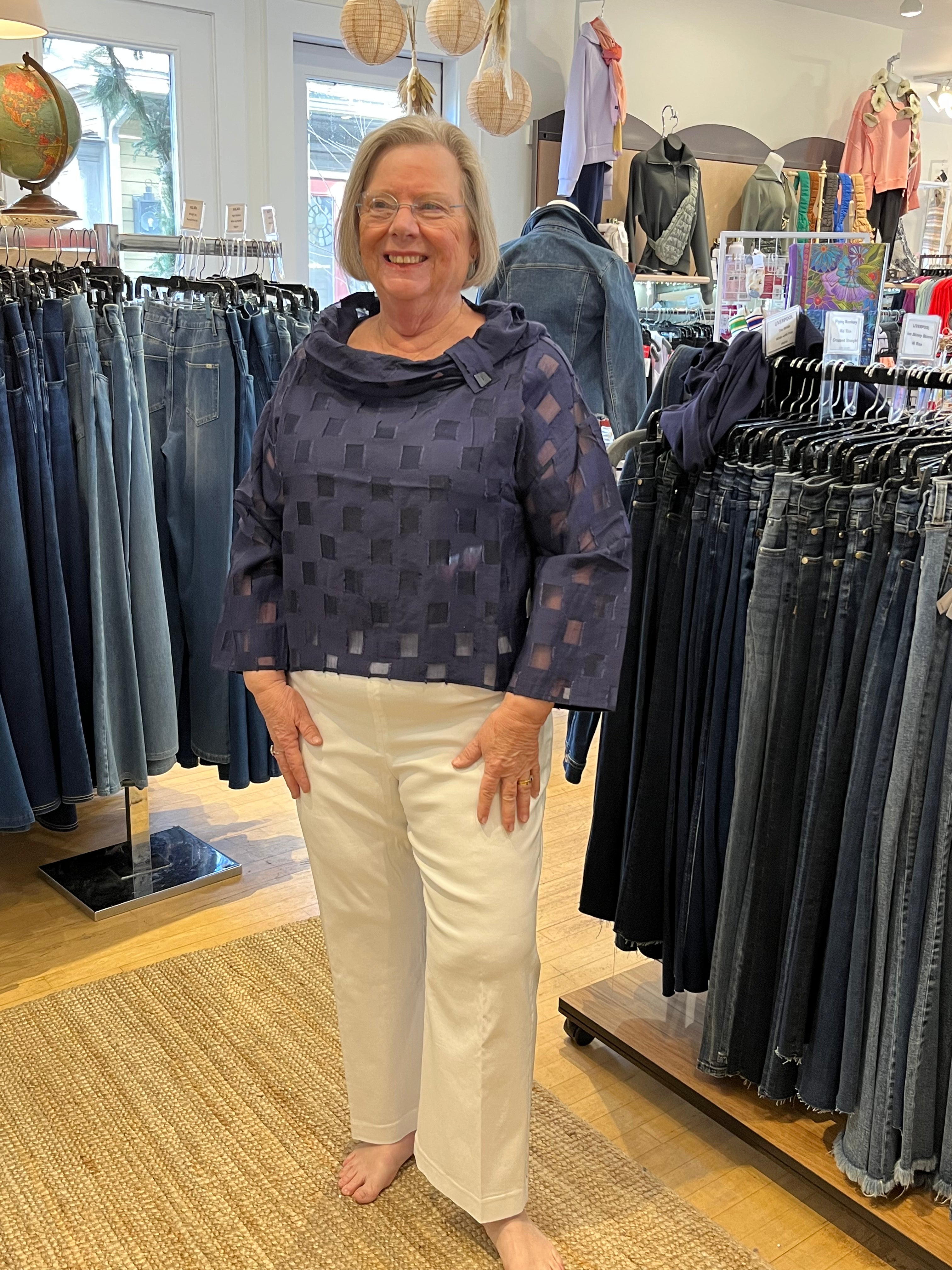 Outside The Box Topper - Navy On Model - Ella Where She Shops