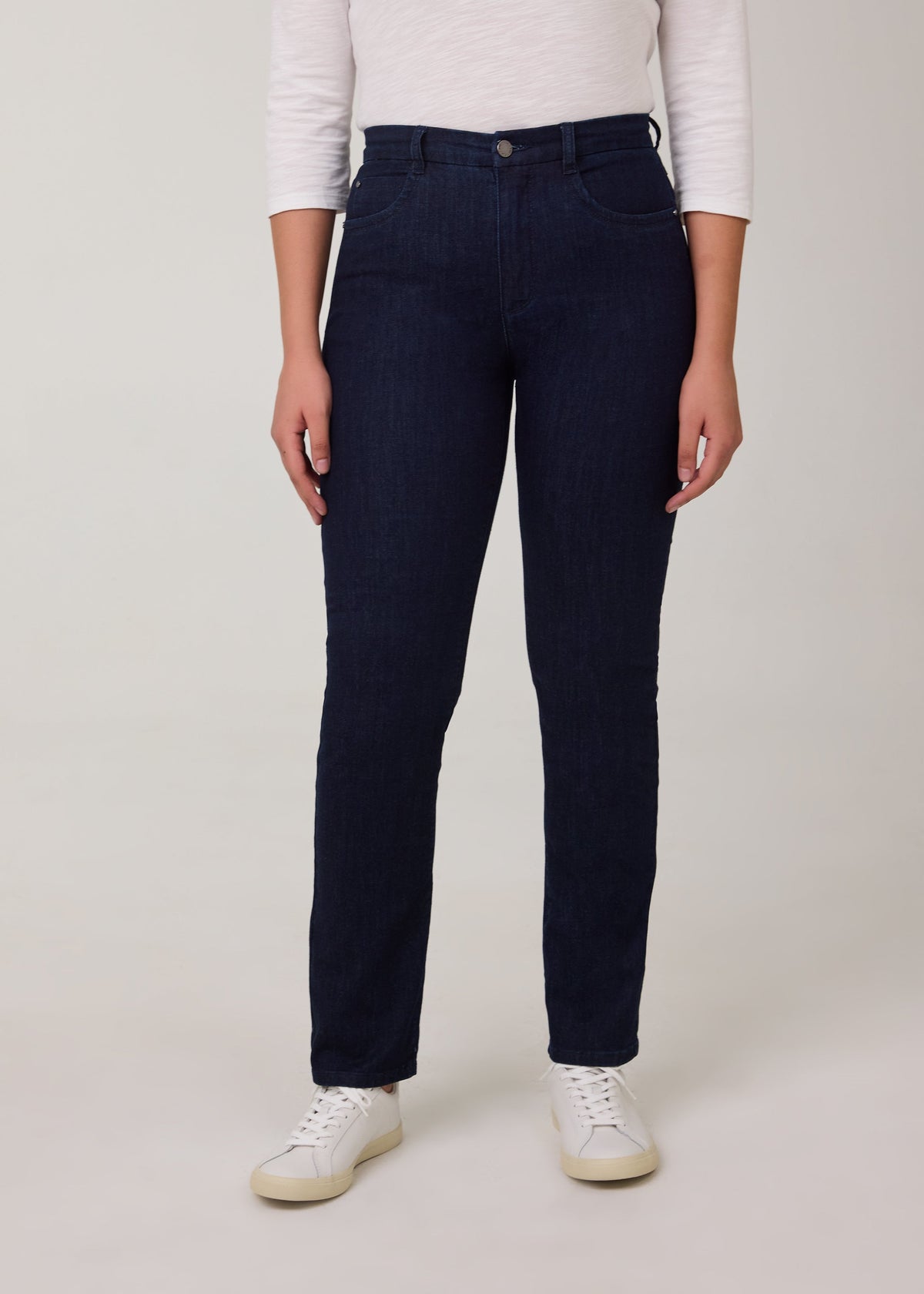 FDJ Petite Suzanne Straight Leg Jeans in Pleasant dark wash, front view showing high rise and straight leg