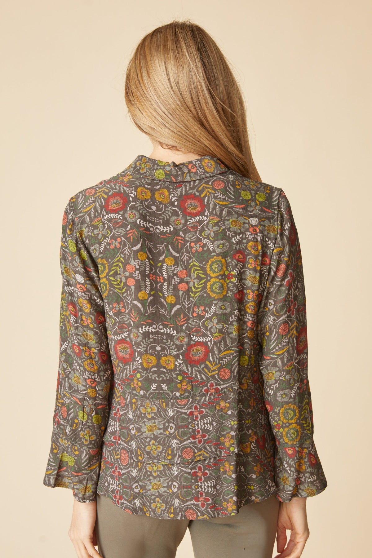 Back view of the Habitat Rayon Crepe Garden Flounce Shirt in olive floral print