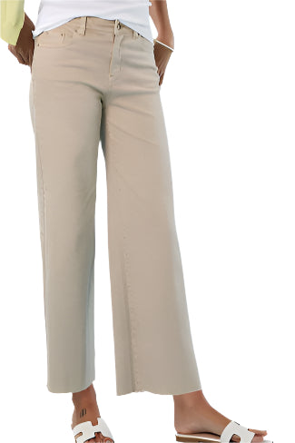 28" Weekend Wide Leg Jeans - Ella Where She Shops