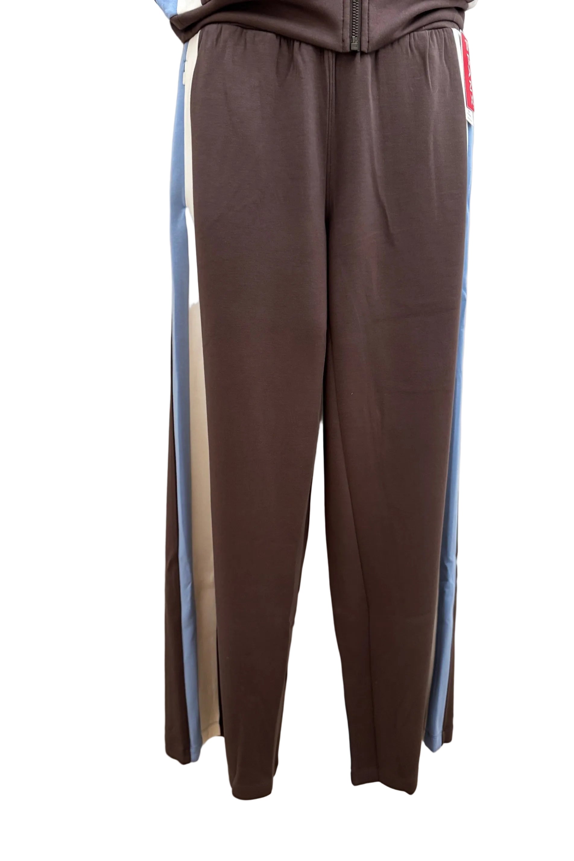 Airessentials_Colorblock_Track_Pant_ella_where_she_shops