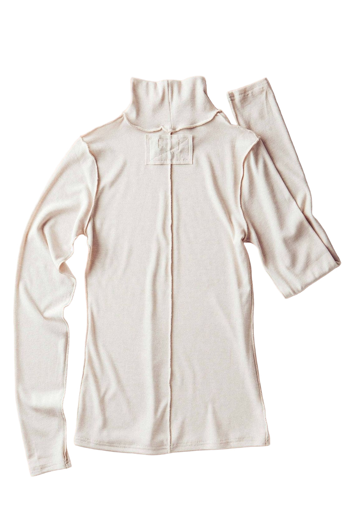 Contrast_Seam_Turtleneck4_ella_where_she_shops