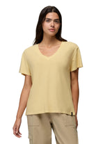 Everyday_V-neck_Tee3_ella_where_she_shops