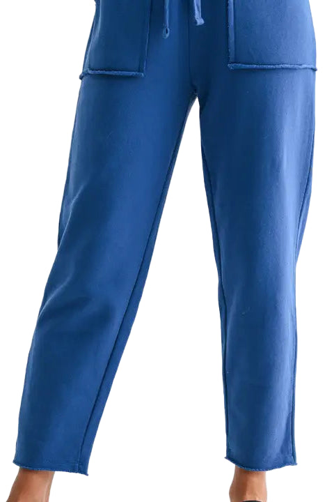 Malibu_Tapered_Pants_Front_blue_Ella_Where_She_Shops