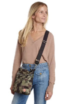 _Medium_Crossbody_Bag4_ella_where_she_shops