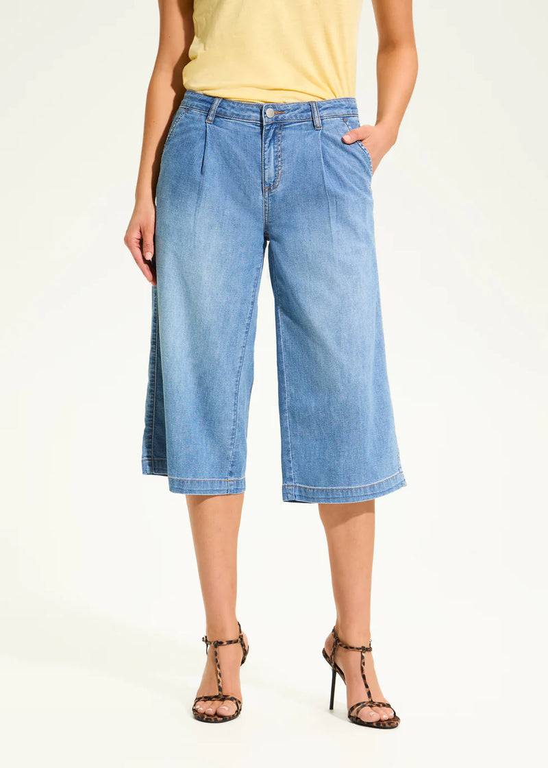 Olivia Wide Capri jean