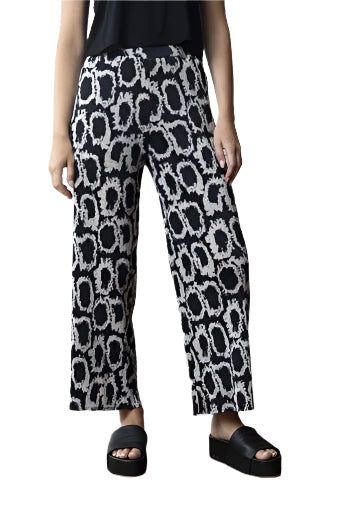 Parisian Pleats Circle Pant – Front – Ella Where She Shops