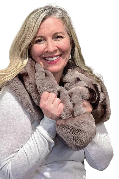 Royal_Opulence_Faux_Fur2_ella_where_she_shops