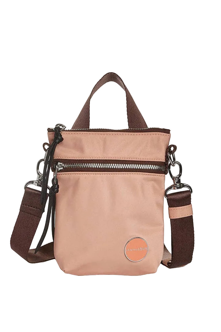 Shorthand_-_Phone_Crossbody_Bag2_ella_where_she_shops