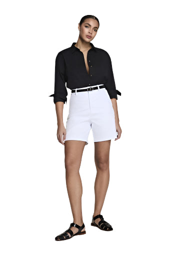 Stretch Twill Short, 7" – On Model – Ella Where She Shops