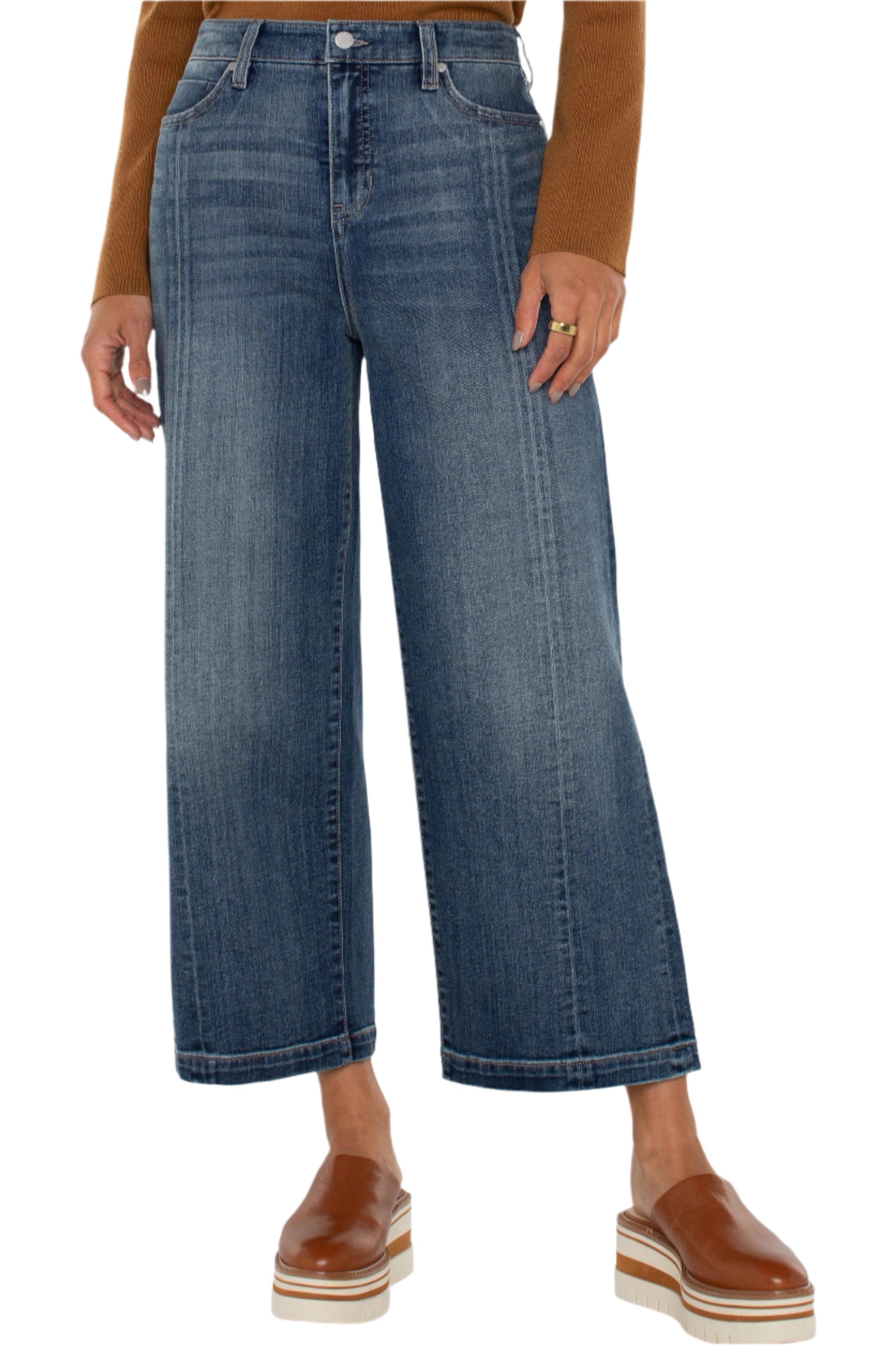 Stride High Rise Wide Leg – Front – Ella Where She Shops