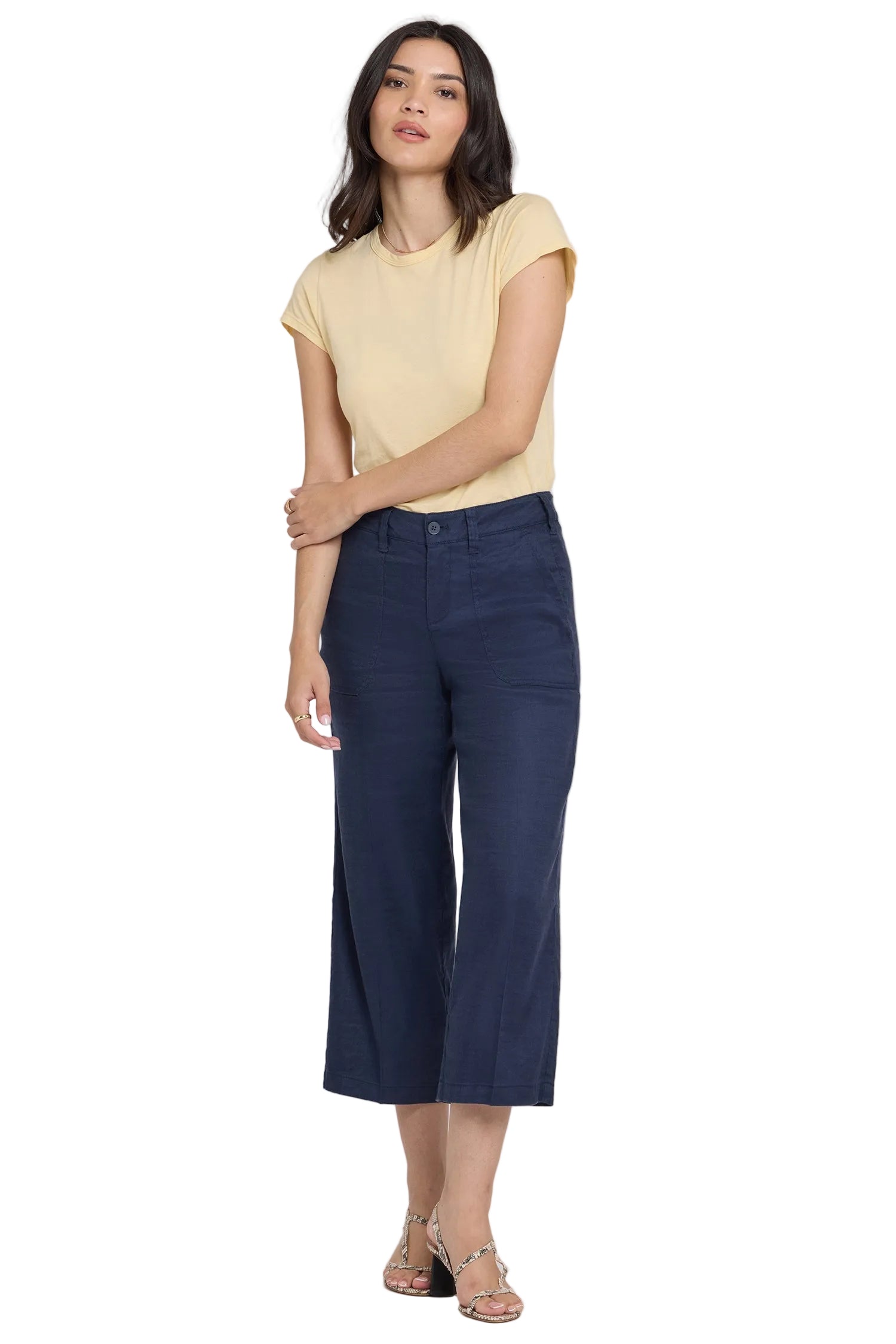 Wide_Leg_Cropped_Cargo_navy_ella_where_she_shops