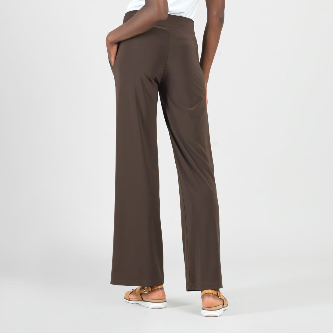 Back view of the Clara Sunwoo brown signature wide leg pocket pant