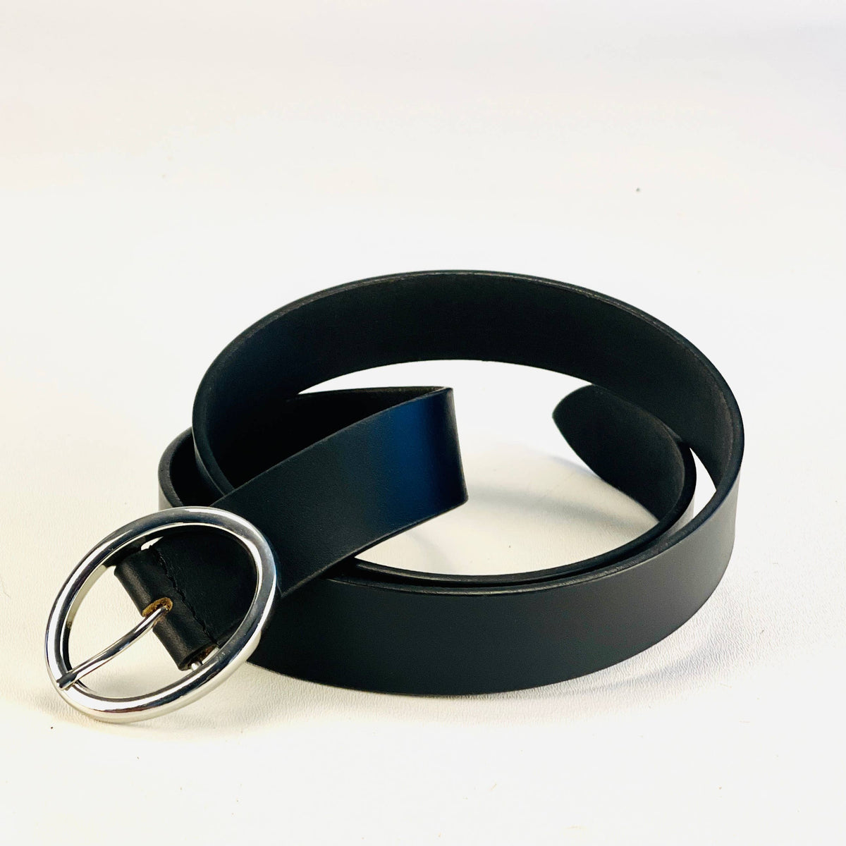 Bristol Oval Black Belt: Small