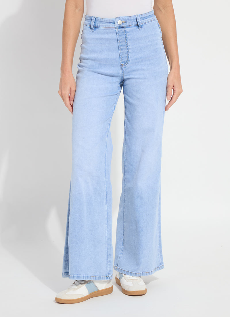 Close-up of the waistband and wash on the Lysse Iris denim
