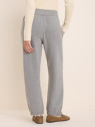 NIC+ZOE Billie Sweater Pant in Grey Heather, back view