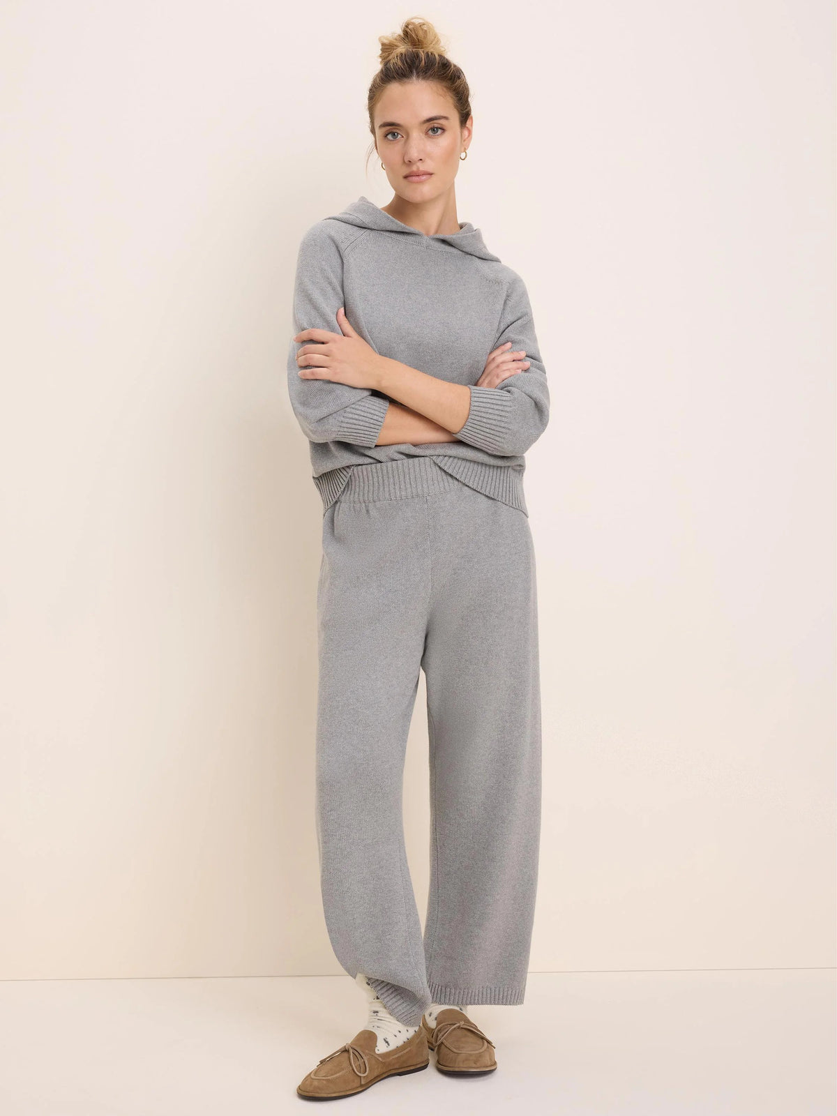 NIC+ZOE Billie Sweater Pant in Grey Heather, full-length view