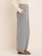 NIC+ZOE Billie Sweater Pant in Grey Heather, side view