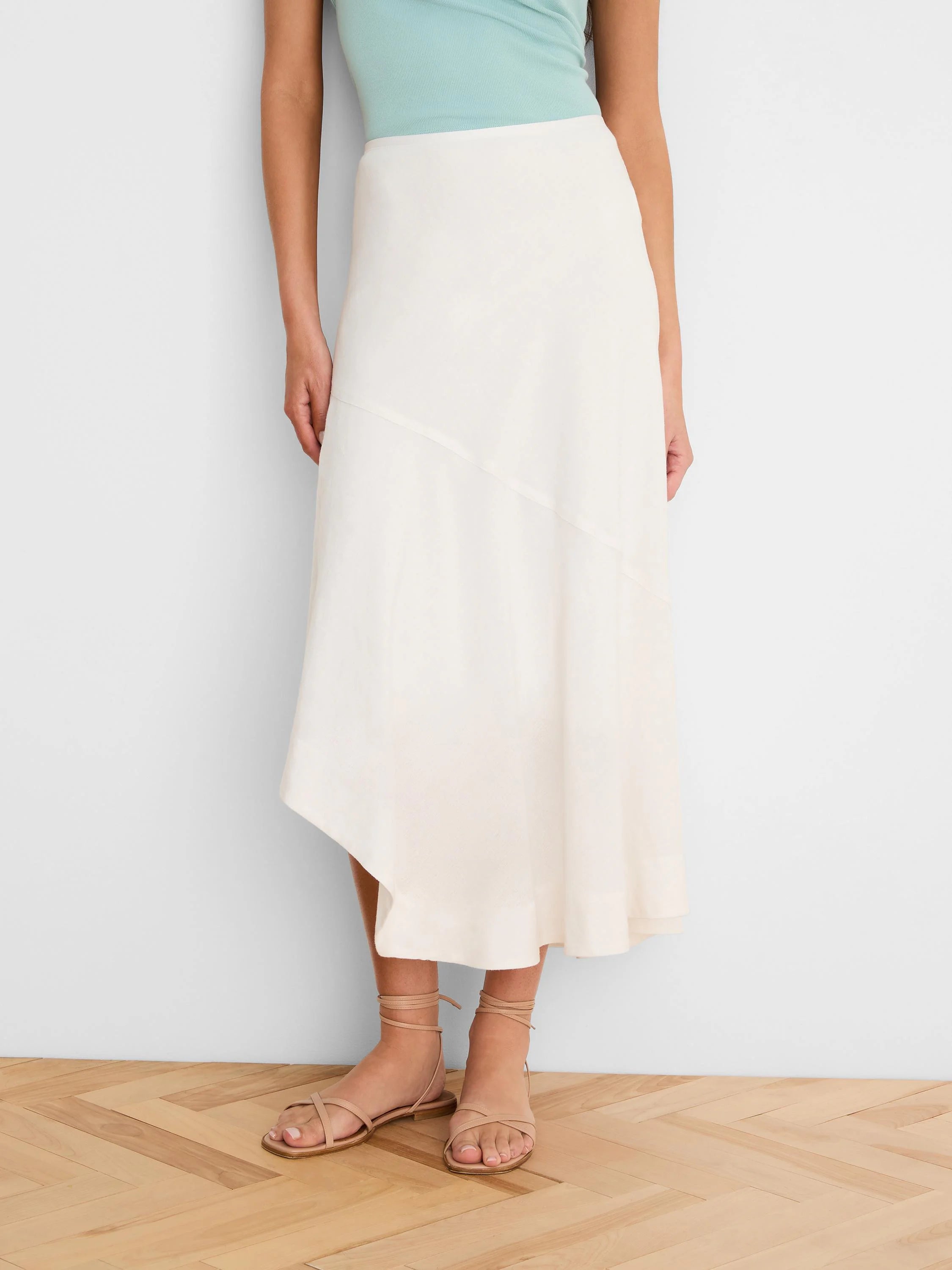 NIC+ZOE Long Engagement Rumba Linen Skirt in Paper White, front view
